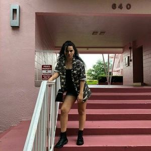 Meet your Posher, Oliviak